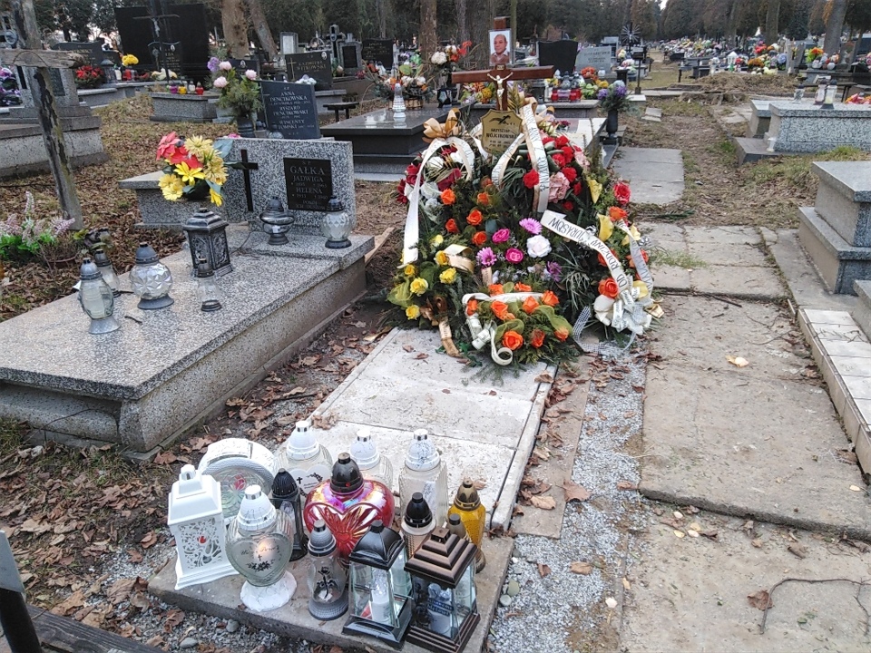 Lidia Wójcikowska 1959 Chrzanów św. Mikołaja - Grobonet - Wyszukiwarka osób pochowanych