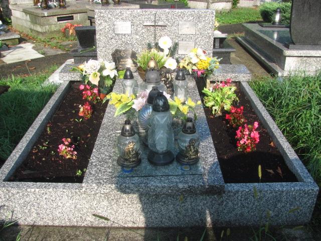 Grób Maria  Chrząszcz