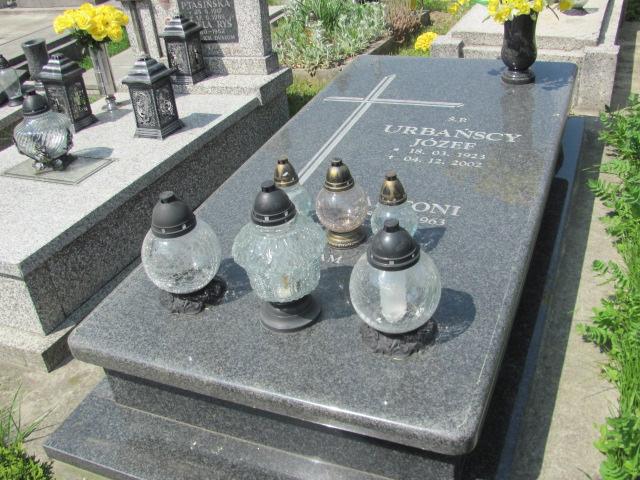 Grób Józef  Urbański