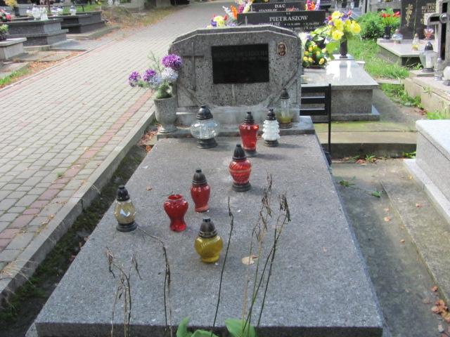 Grób Władysław Ładocha