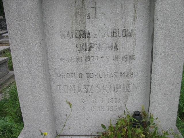 Grób Tomasz Skupień