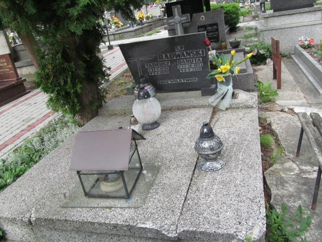 Grób Tadeusz Radwański
