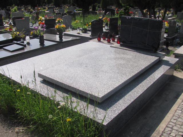 Elżbieta Urbańczyk 1953 Chrzanów św. Mikołaja - Grobonet - Wyszukiwarka osób pochowanych