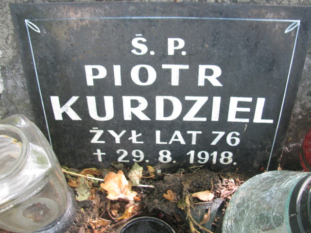 Piotr Kurdziel Chrzanów św. Mikołaja - Grobonet - Wyszukiwarka osób pochowanych